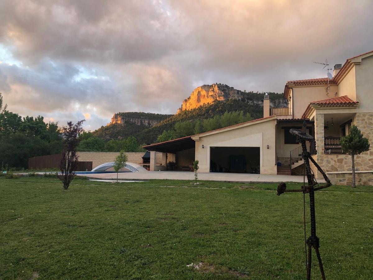 Casa Rural Laguna De Uña Екстериор снимка