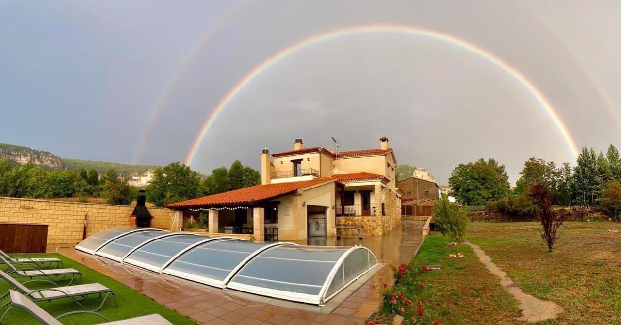 Casa Rural Laguna De Uña Екстериор снимка