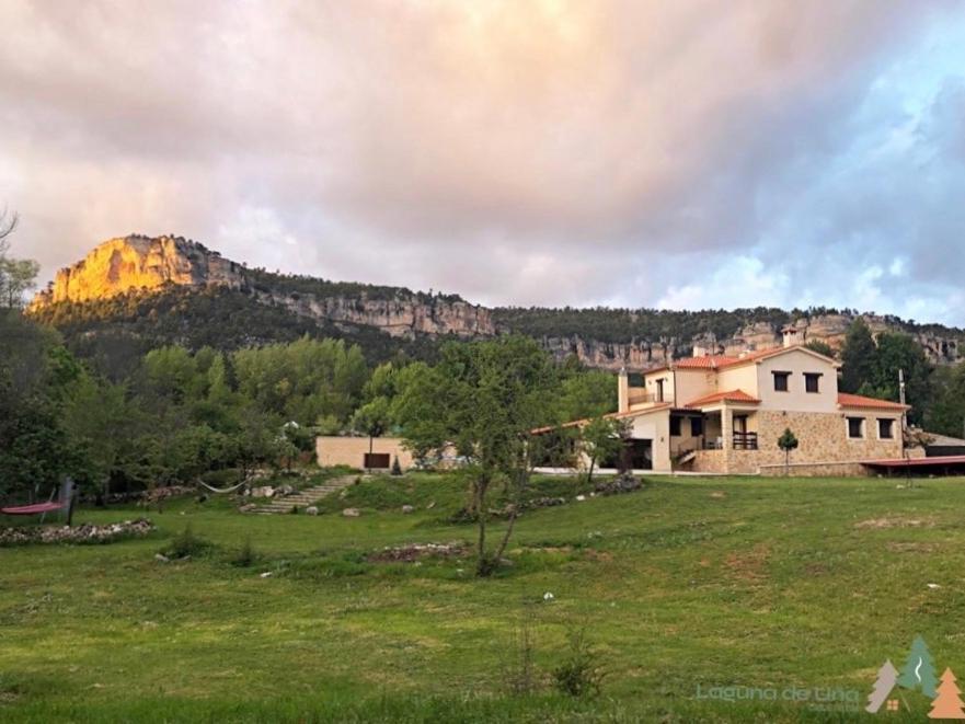 Casa Rural Laguna De Uña Екстериор снимка