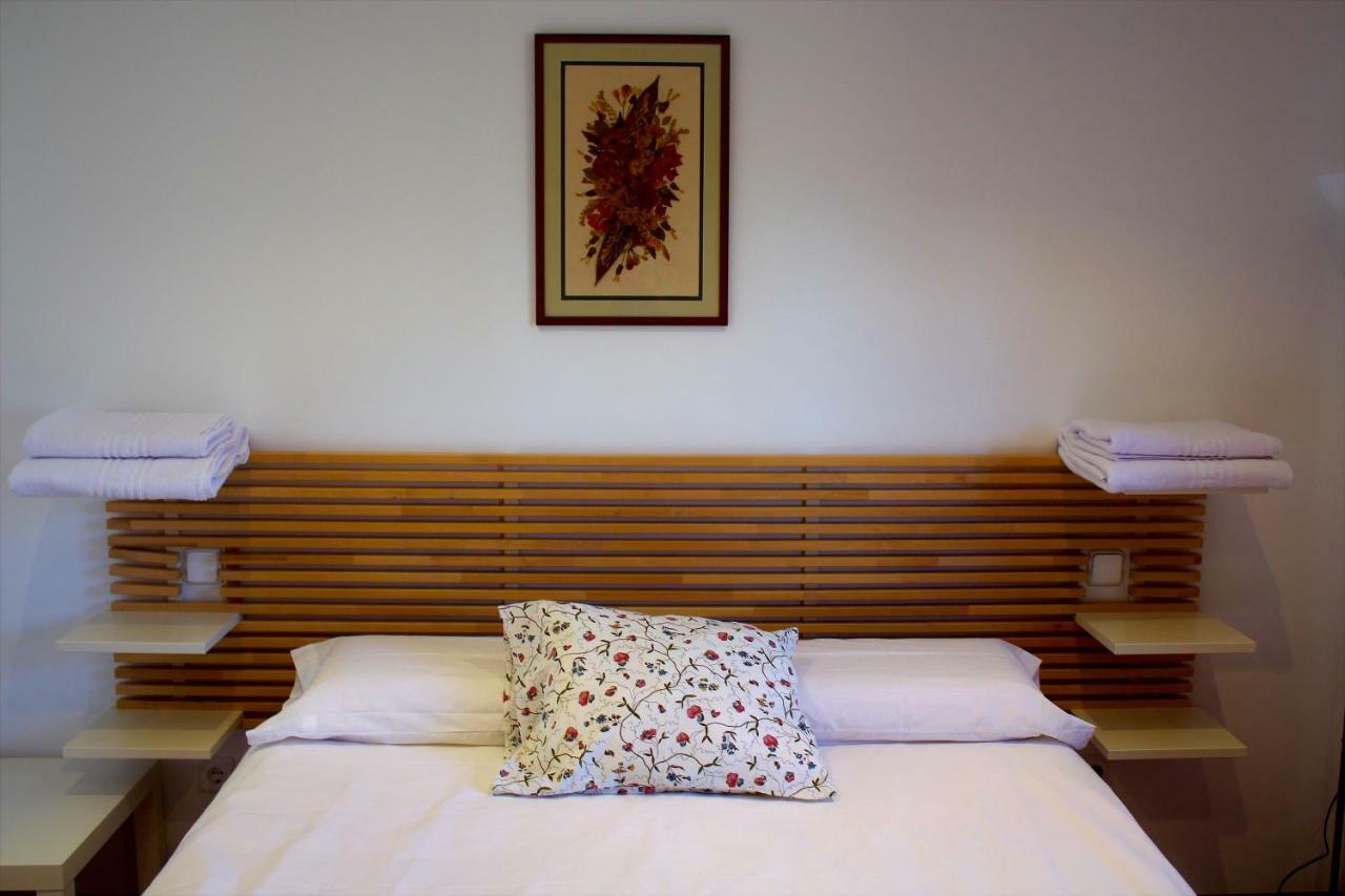 Casa Rural Laguna De Uña Екстериор снимка
